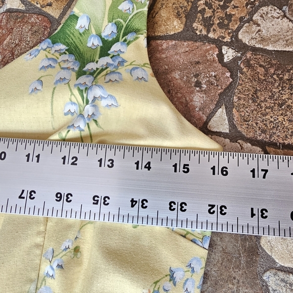 Lily Of The Vally Floral Print Yellow Dress, Green Ribbon At Waist, Size Small P - Picture 12 of 13